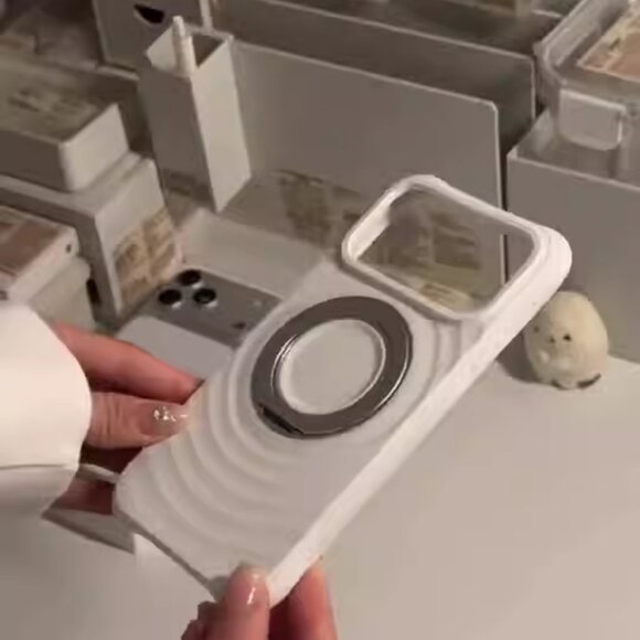 Cream iPhone16 Case - Picture 2 of 2